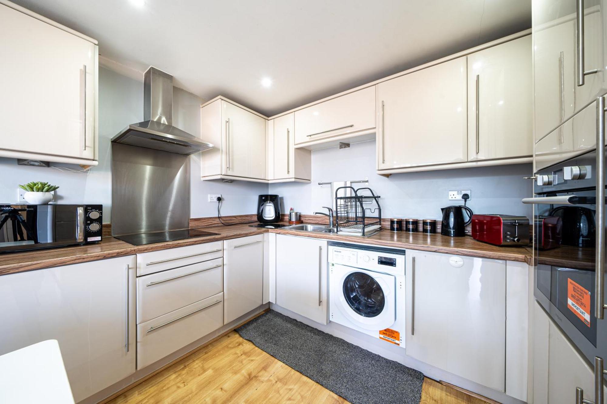 Chic Lakeside W Free Parking Near Excel Appartement